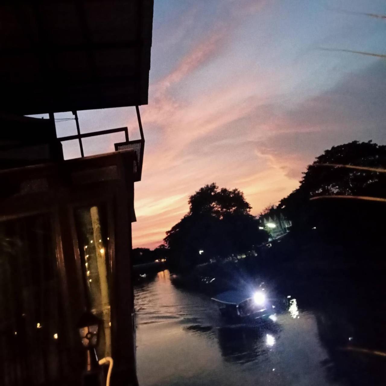 Baan Mae Khian Cafe & Boutique Hotel Ayutthaya Exteriér fotografie